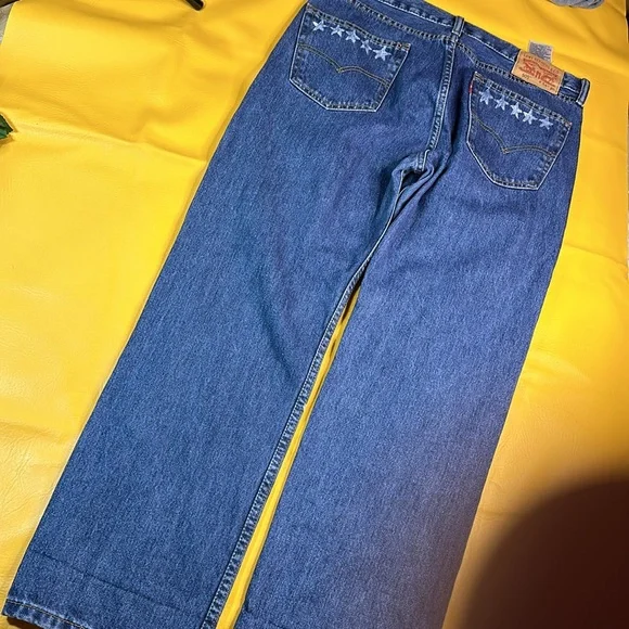 Levi's 505 Star Spangled Ripped Straight Leg Relaxed Jeans - Picture 9 of 10